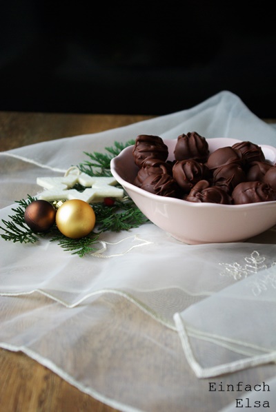 Schokoladen-Pralinen-Amaretto-Trüffel
