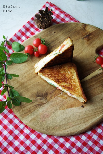 Tomte-Mozzarella-Sandwich